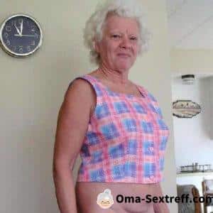 Taschengeldsex mit reifer Oma im Raum Kärnten/Klagenfurt